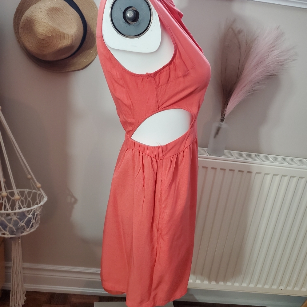 TCEC Los Angeles•Vintage Coral Cut-Out Retro Style Button Collar Dress